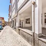 Guestready - Classic \'Portuguese\'-Style Apartment In Sunny Cascais