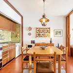 Guestready - Classic \'Portuguese\'-Style Apartment In Sunny Cascais